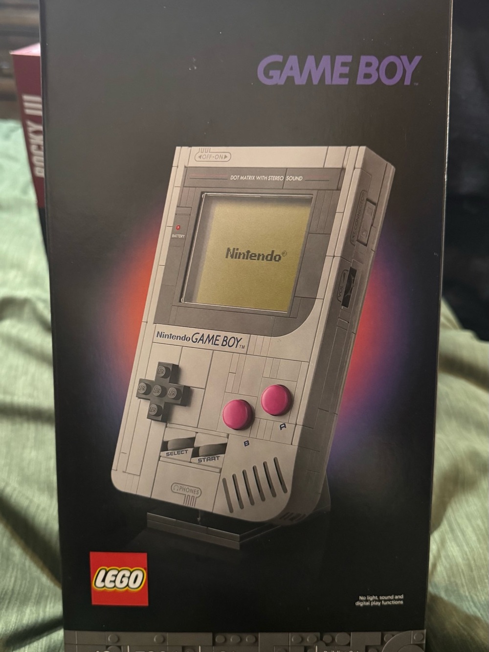 Lego Nintendo Game Boy Model in Gray with Pink Buttons - Picture 2 of 2